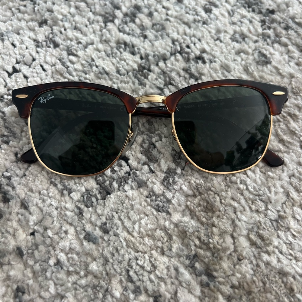 Ray-Ban Classic Tortoise and Gold Sunglasses
